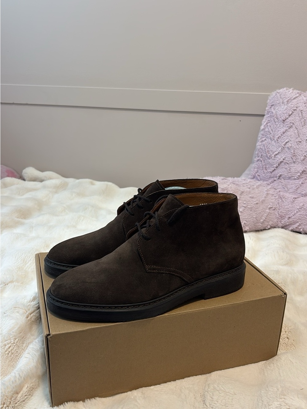 Doucal's Dark Brown Suede Chukka Boots